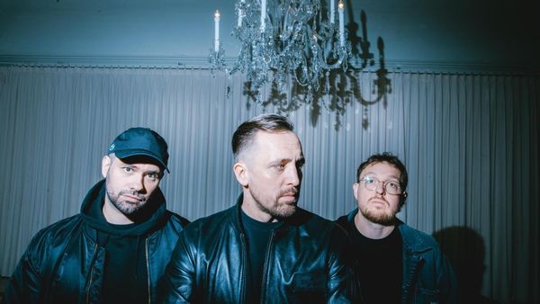 Antilopen Gang pöbelt gegen Ruhrpott Rodeo – und kommt trotzdem