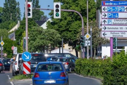 Autostadt Voerde: Hier hakt es beim Radverkehr und ÖPNV