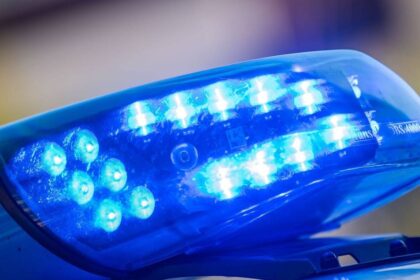 Dinslakener Innenstadt: Betrunkener Randalierer verletzt Angestellte eines Restaurants
