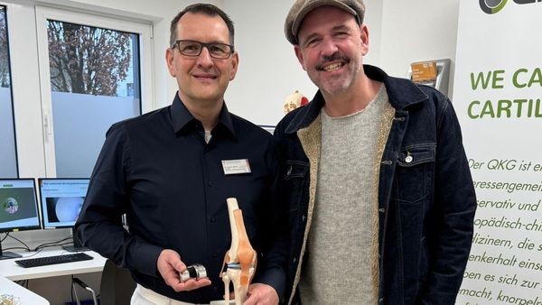 Doc Esser im Vinzenz-Hospital: Gespräch mit Knie-Experten