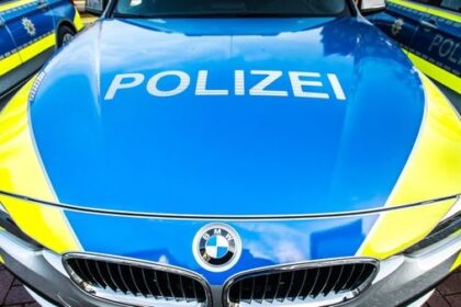 Drei Firmenwagen in Voerde aufgebrochen – Zeugen gesucht