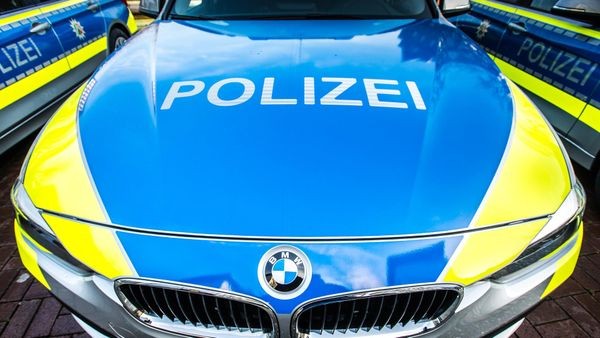 Drei Firmenwagen in Voerde aufgebrochen – Zeugen gesucht