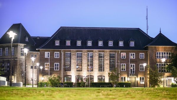 Hohe Personalkosten im Rathaus: Was Dinslaken jetzt plant