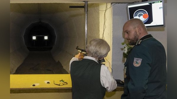 Hünxe: Krudenburg hat einen neuen Schützenkönig – aus Duisburg