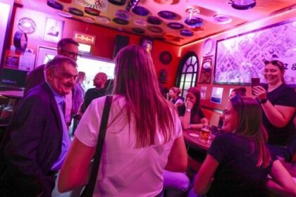 Lisa (31) feierte Junggesellinnenabschied – mit Herbert Reul