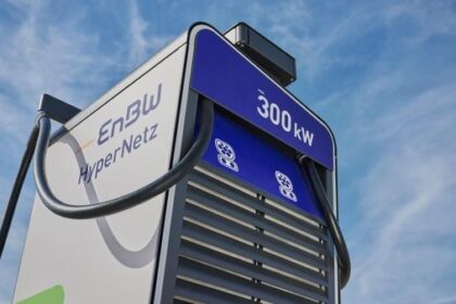 Neue Schnellladepunkte für E-Autos in Voerde: Wo sie stehen