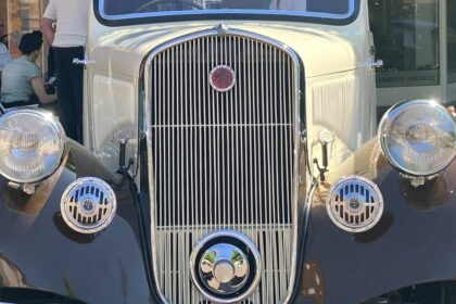 Oldtimer-Treffen in Dinslaken: Deutscher Adler trifft Gallischen Hahn