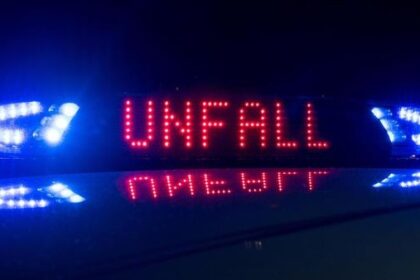 Unfall in Dinslaken: Junge (11) verletzt – Beteiligte flüchtet