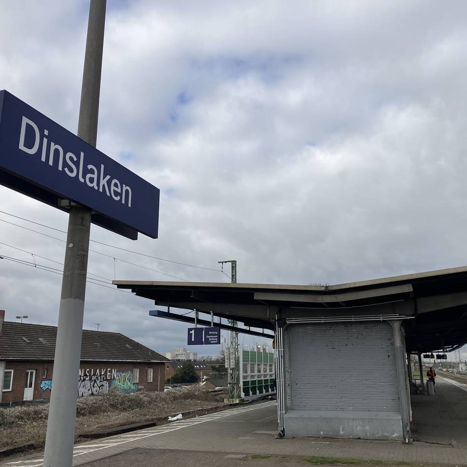 Bahnhof Dinslaken: Erneuerung der Bahnsteige startet Anfang Juli – mit diesen Folgen