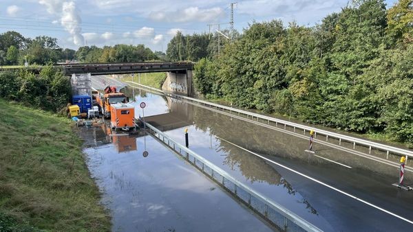 Dinslaken: Problemstelle Brinkstraße - Pumpe kommt später