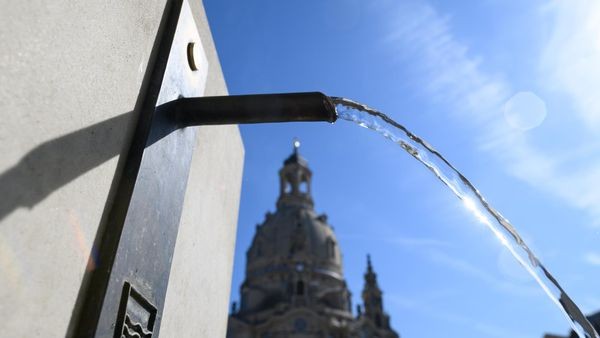 Dinslaken: Sind kostenlose Trinkwasserbrunnen Pflicht?