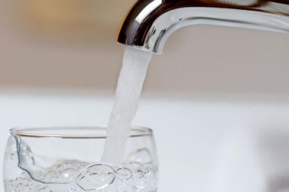 Dinslaken: Stadtwerke spülen Leitungen - das muss man beachten