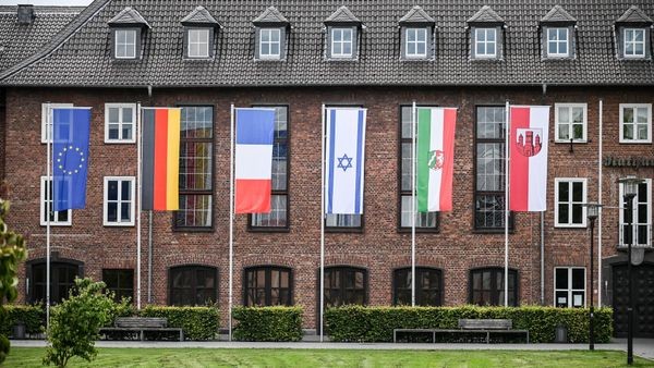 Dinslaken will Israel-Flagge ersetzen - was geplant ist