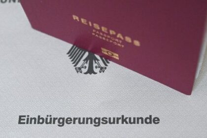 Dinslaken: Zoff um Einbürgerung - Familie wartet seit 3 Jahren