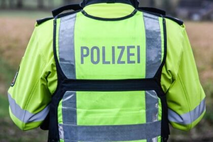 Dreist: Auto direkt vor dem Haus gestohlen – Zeugen gesucht