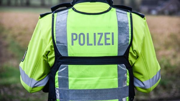 Dreist: Auto direkt vor dem Haus gestohlen – Zeugen gesucht