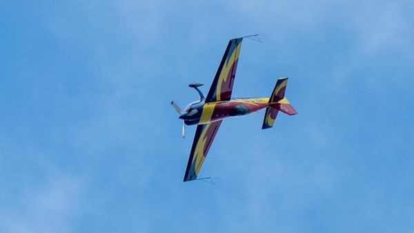 Hünxe: Kunstflug-Meisterschaft – spektakuläre Szenen am Himmel