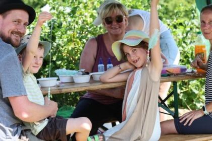 Mittsommerfest im Bürgergarten Hünxe: Kinder entdecken Natur