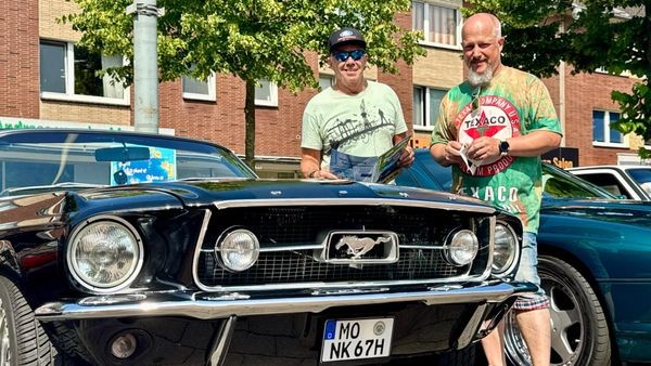 Oldtimerrallye in Dinslaken: Die schönsten Bilder vom Event
