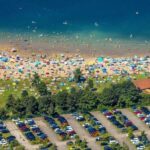 Randale im Strandbad am Tenderingssee: Badegast schlägt Aufsicht