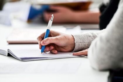 Schulen sollen Dinslakener Kinder bevorzugen - der Zeitplan