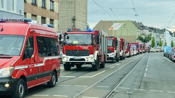 Unwetter: Hünxer Feuerwehr eilt Bürgern in Krefeld zur Hilfe