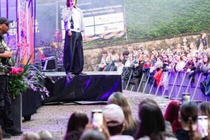 Berq beim Fantastival Dinslaken: Fans weinen vor Glück