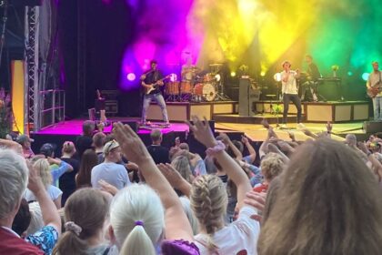 Fantastival mit Joris im Burgtheater Dinslaken: „Mach die Augen zu und tanz‘“