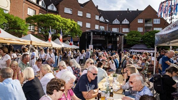 Frankreichfest in Dinslaken - nur eine Spezialität fehlt