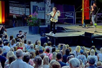 Joris beim Fantastival: Gänsehautmomente im Burgtheater
