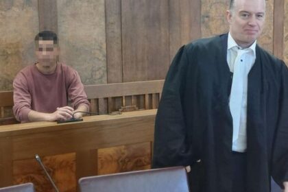 Messerstich vor Flüchtlingsheim: Prozess ist gestartet