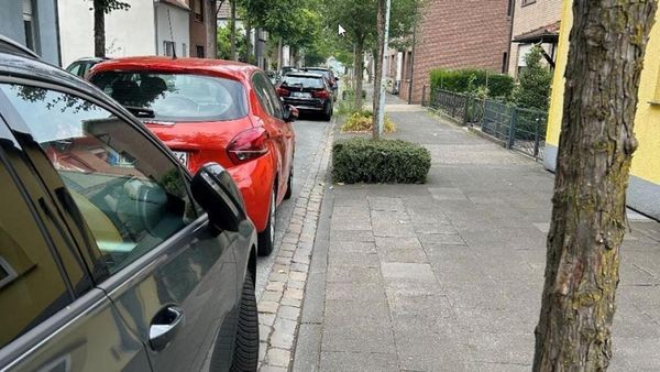 Parkprobleme in Dinslaken: Anwohner beklagen Ungleichbehandlung