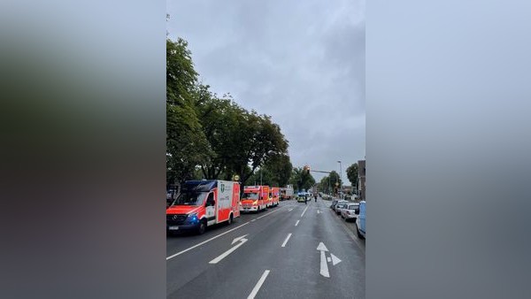 Sechs Menschen bei Unfall in Dinslaken verletzt