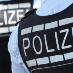 Unfall beim Ausparken in Dinslaken: Zwei Männer verletzt