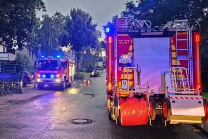 Unwetter in Hünxe: Wasser im Keller, Strommast fällt auf Straße