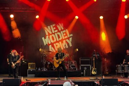Britische Kultband in Dinslaken: New Model Army – der ewige Kampf mit der Gitarre gegen Krieg und Unterdrückung