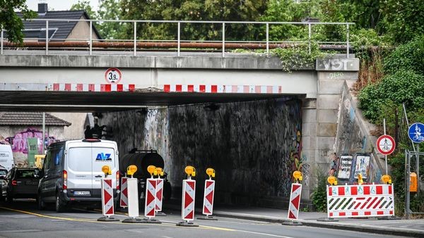 Dinslaken: Verkehrschaos nervt Bürger – „völlig abgeschnitten“