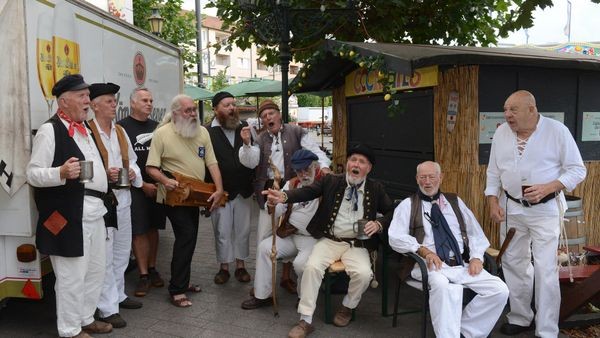 Exmouth Shanty Men ließen in Dinslaken die Wellen hochschlagen