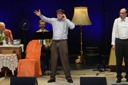 Herbert Knebels Affentheater in Dinslaken: „Wat macht dat Spaß“