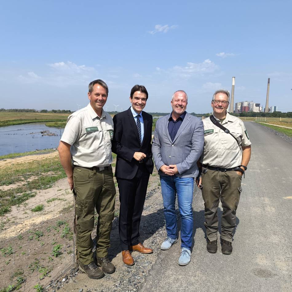 Kooperation in Dinslaken: Ranger regulieren Besucherströme an der Emscher-Mündung
