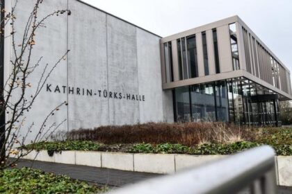 Kulturstreit geht in neue Runde: Einladung, Ausladung, Einladung