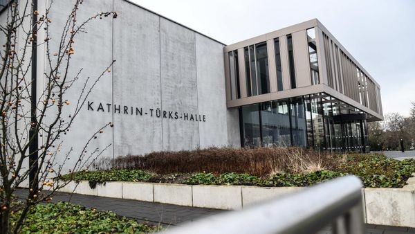 Kulturstreit geht in neue Runde: Einladung, Ausladung, Einladung