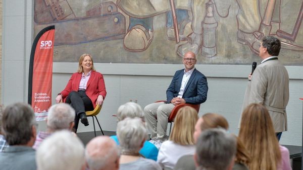 Ministerin Bärbel Bas: „Brauchen wir wirklich so viele Beamte?“