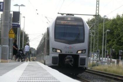 Oberhausen-Emmerich: Bahnstrecke Montag frei, aber Umstieg nötig