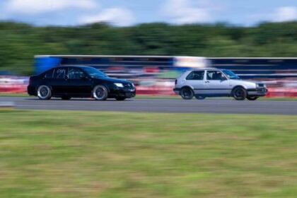 „Race@Airport“ in Hünxe: „Krach, schnelle Autos, gute Kulisse“