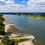 Schwimmen in Deutschlands größtem Fluss: Landrat spricht sich für generelles Rhein-Badeverbot im Kreis Wesel aus