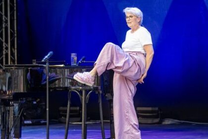 Sommerkultur Dinslaken: Frau Jahnke begeistert Publikum