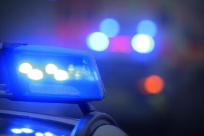 Unfallflucht in Dinslaken: Polizei sucht unbekannten VW-Fahrer