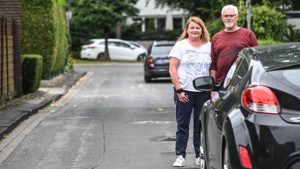 Ärger wegen Parkverbot: Anwohnerin kritisiert Stadt Dinslaken