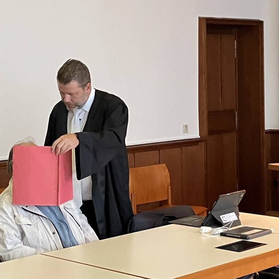 Angeklagter aus Dinslaken: „Perfides Belohnungssystem“ – Musiklehrer wegen sexuellen Missbrauchs verurteilt